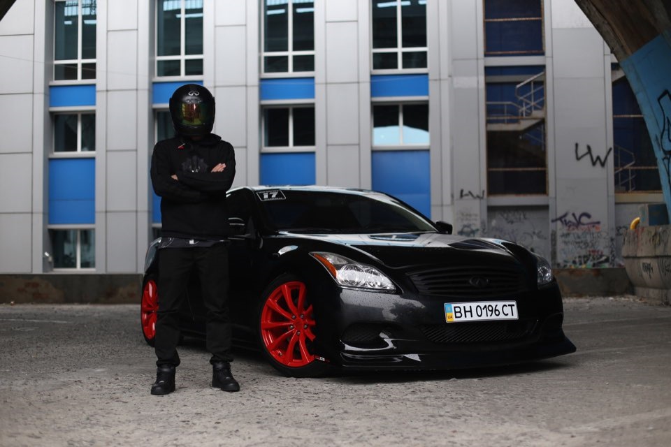 INFINITI G37S 3