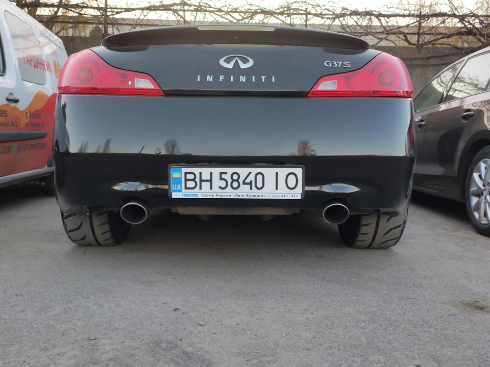 Держака в стрічку. Toyo proxes r888r