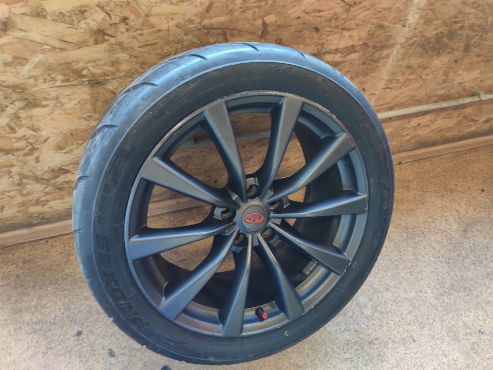 Держака в стрічку. Toyo proxes r888r 4