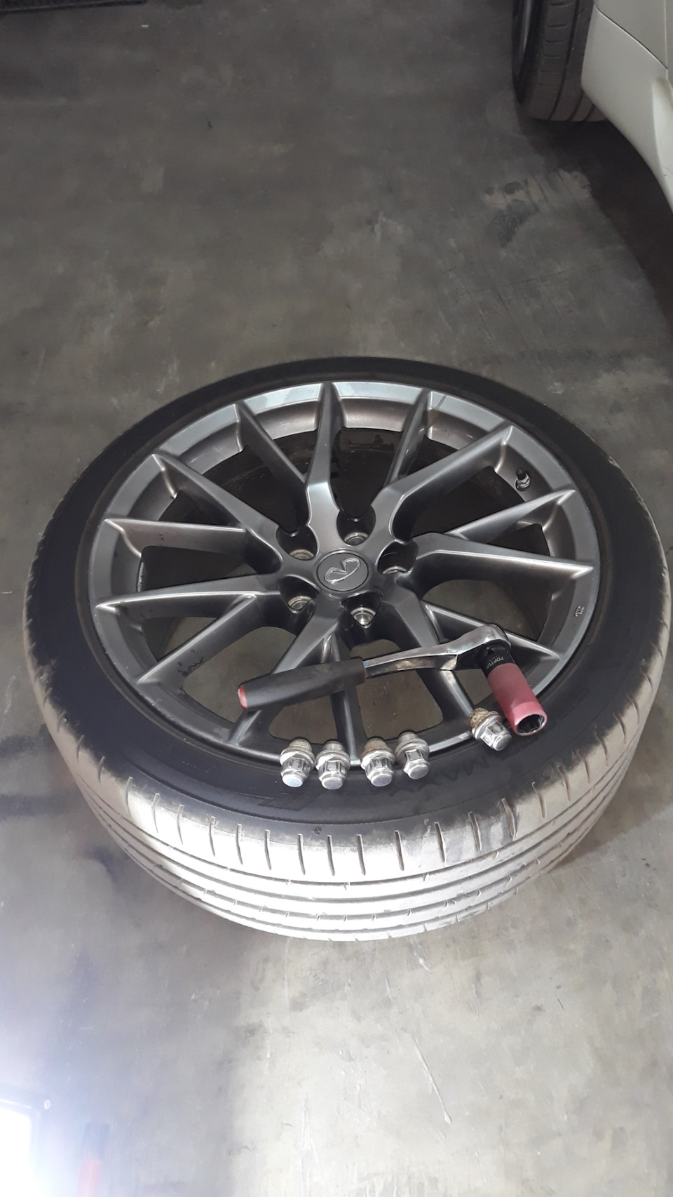 Заміна амортизаторів infiniti g37s 4