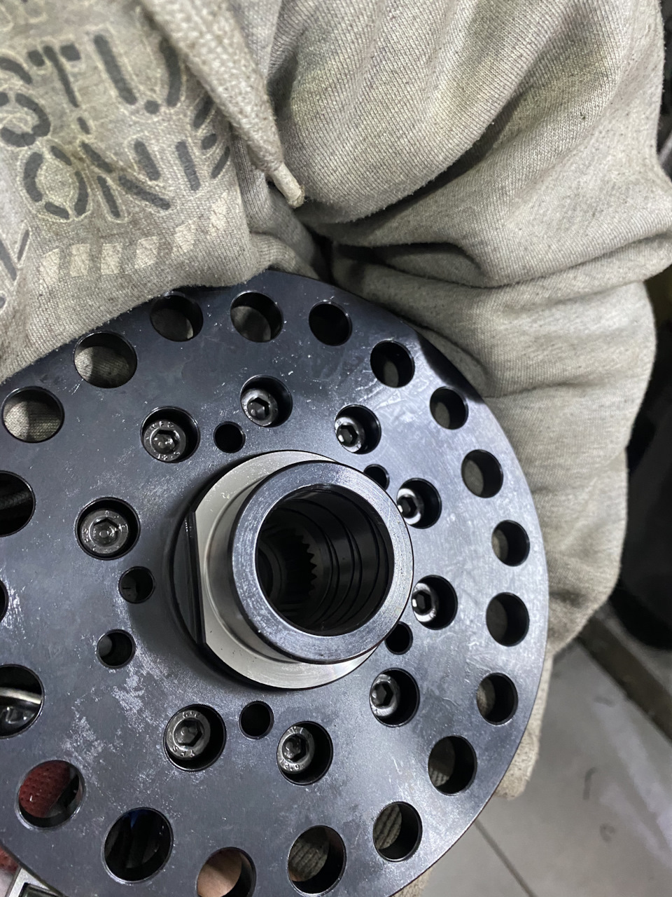 Блокування z1 Motorsport 4