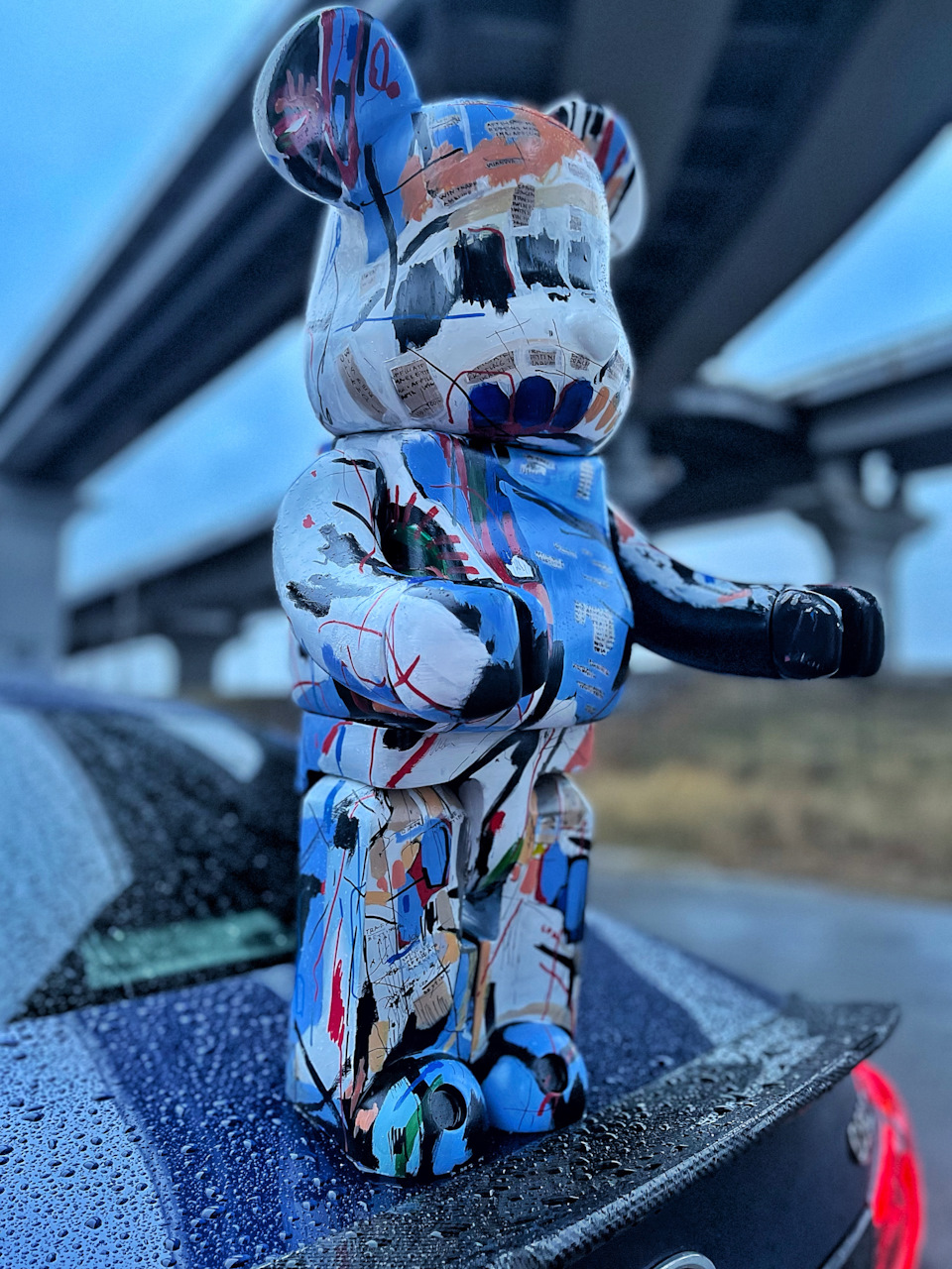Red Sport & Bearbrick 4