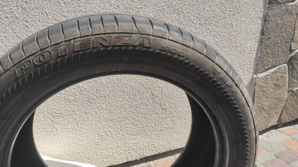 Продам рідні шини R18 5
