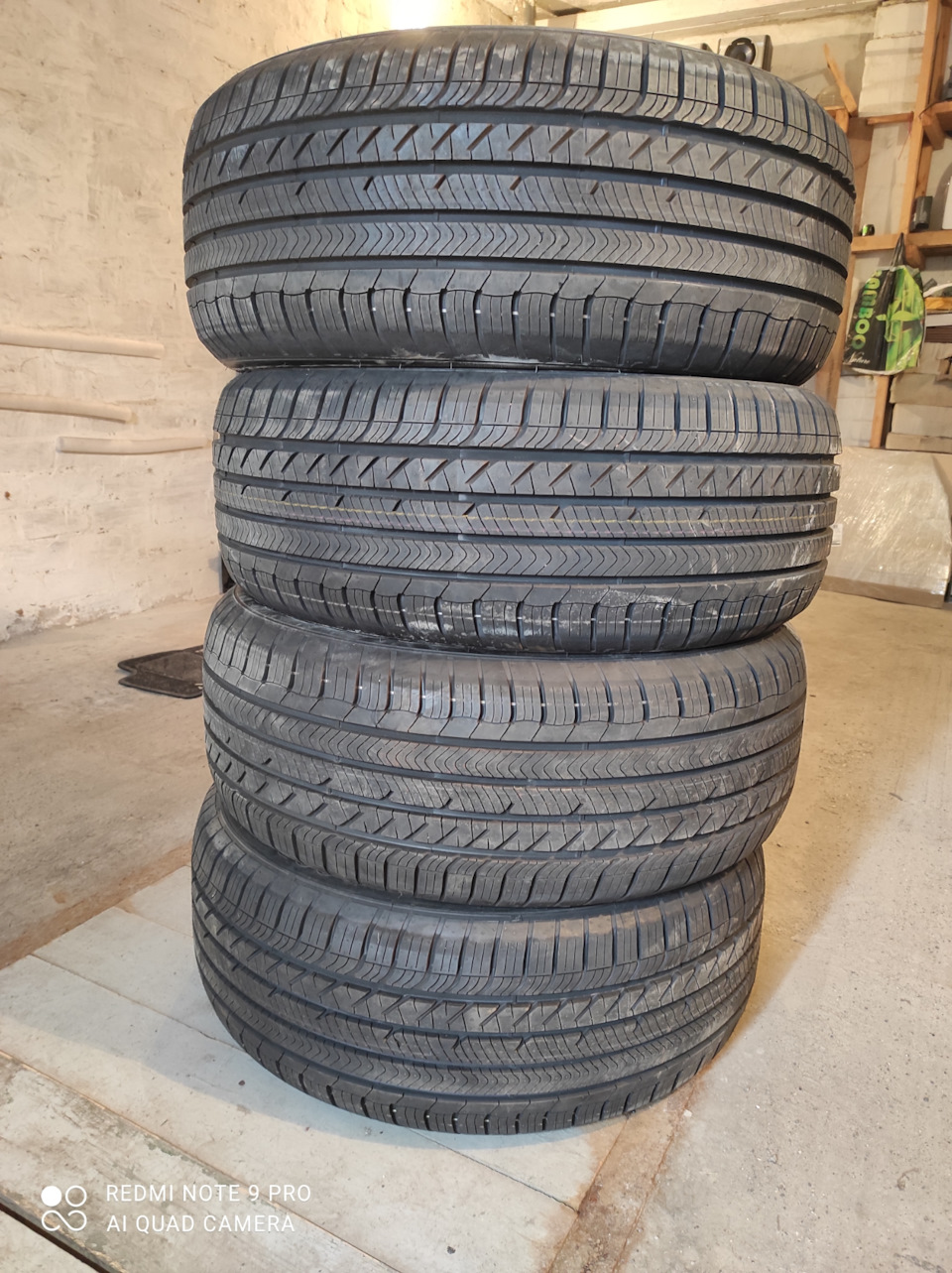 Goodyear Eagle Sport 255/50 R20 1