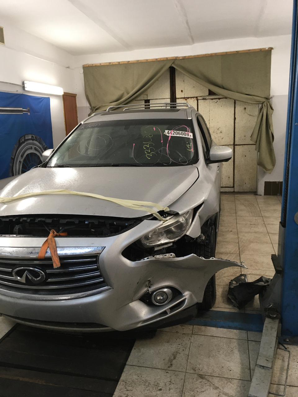 Машина в Києві або дефектування))) 2