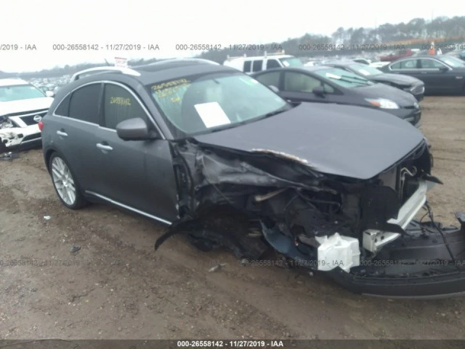 Покупка Infiniti QX70 на аукціоні IAAI у США