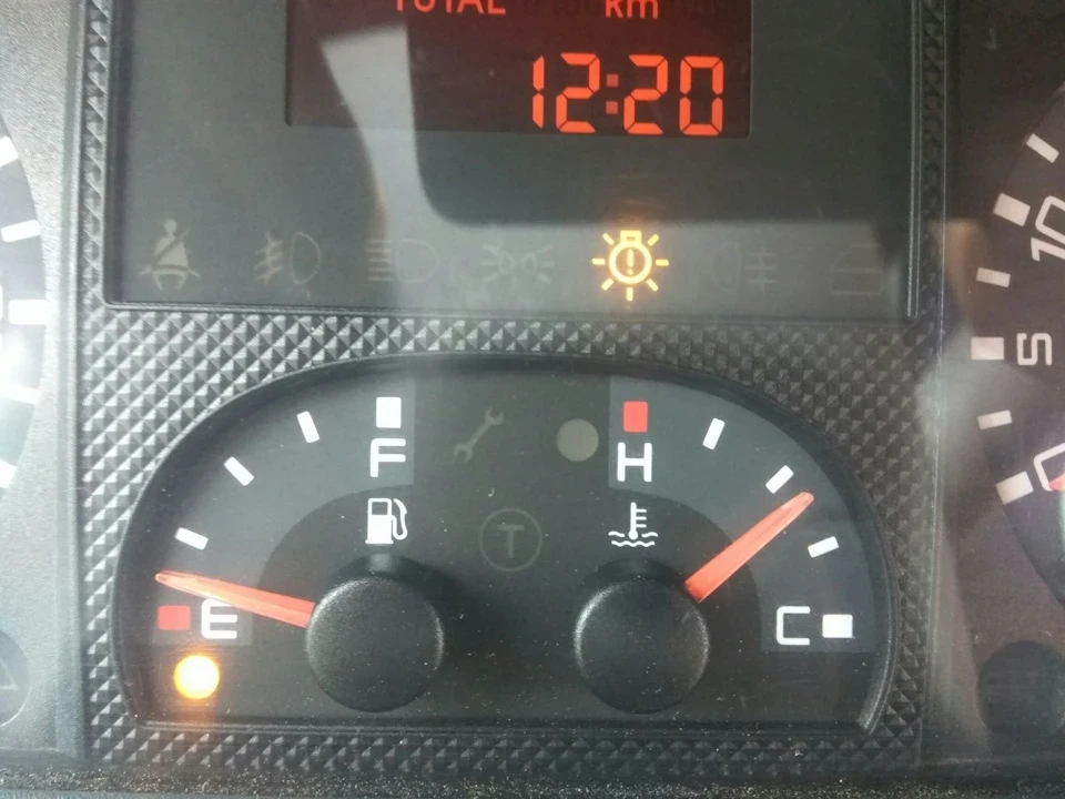 І знову допомога залу.