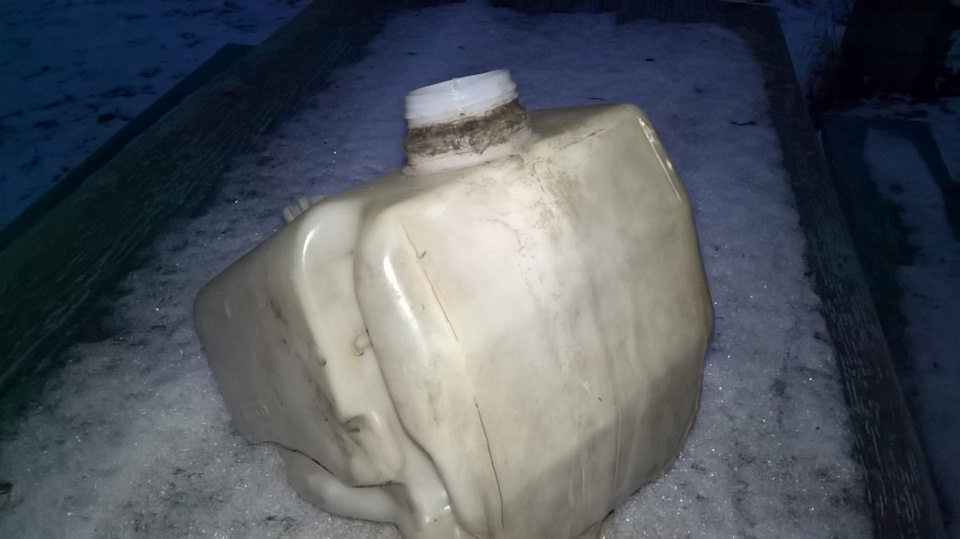Бачок омивача 3