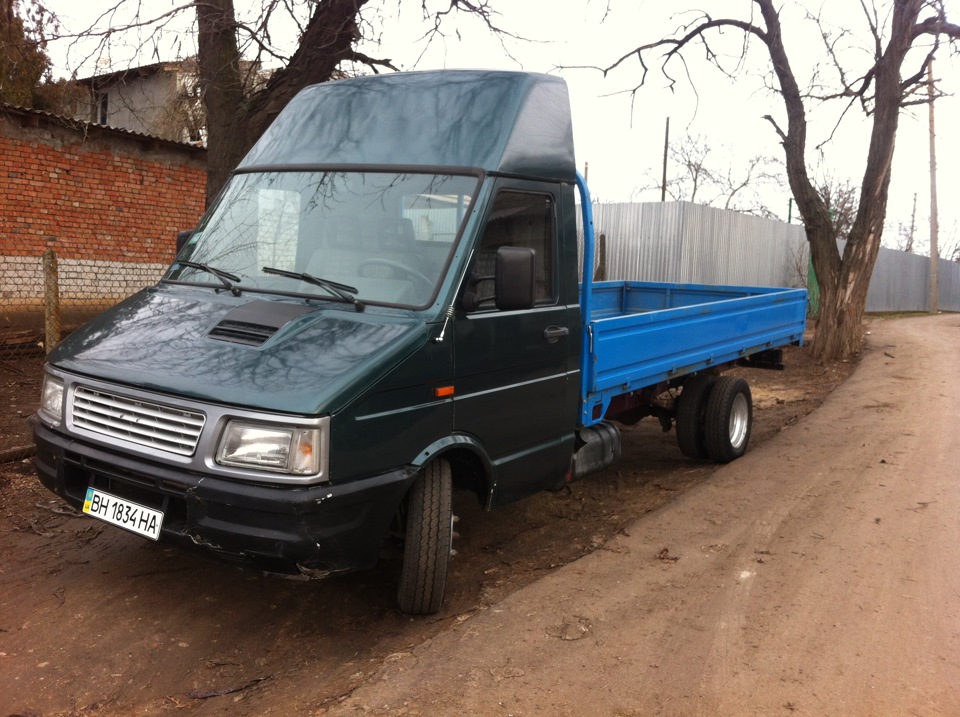 З кузовом 1
