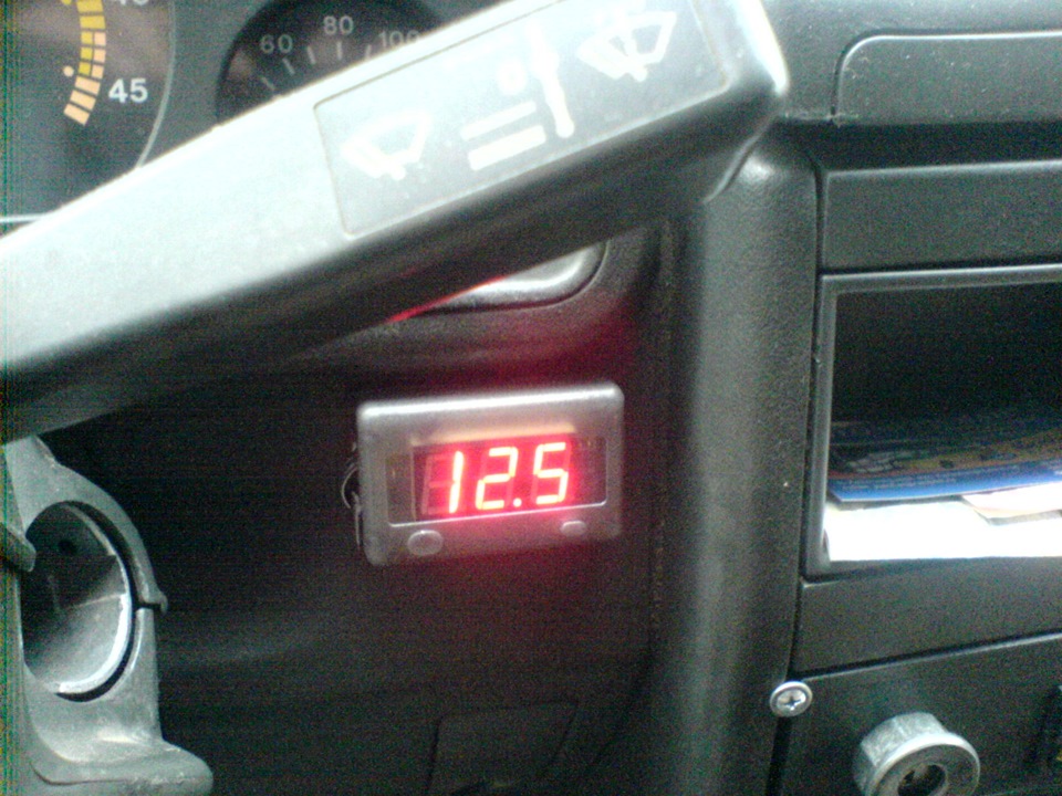 вольтметр 1