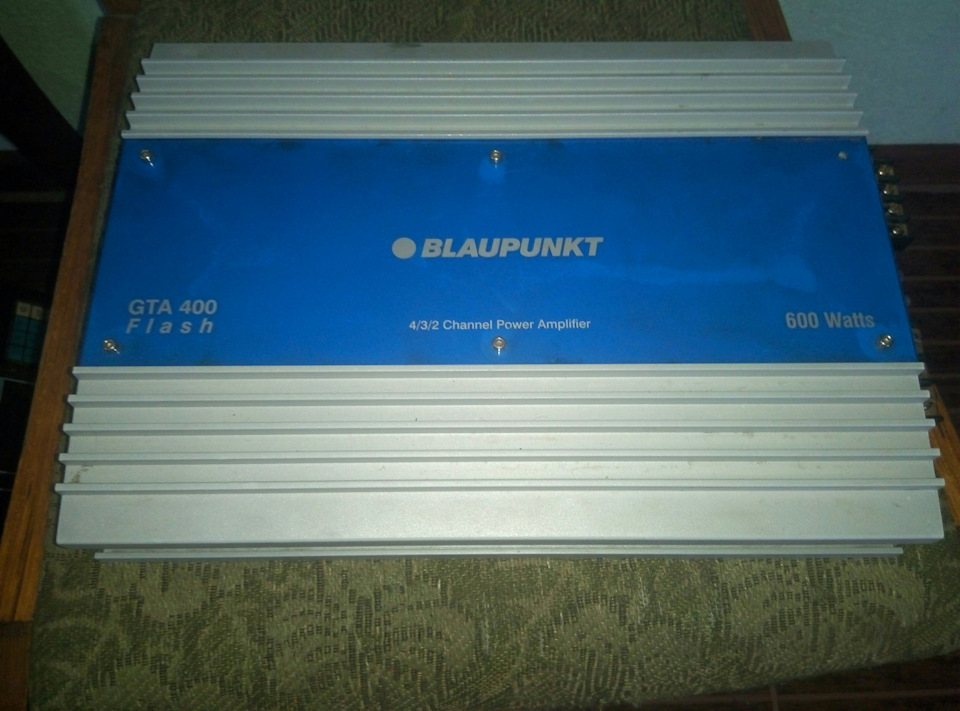 Підсилювач Blaupunkt 600W 1