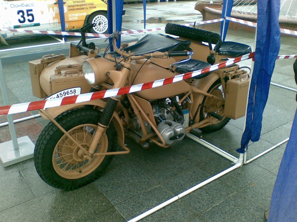 Виставка ретроавтомобілів))))) 5