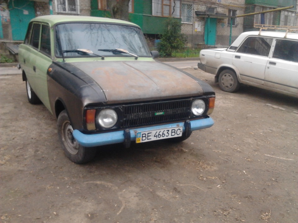 Приїхали додому. Цілі, але без макіяжу. 1