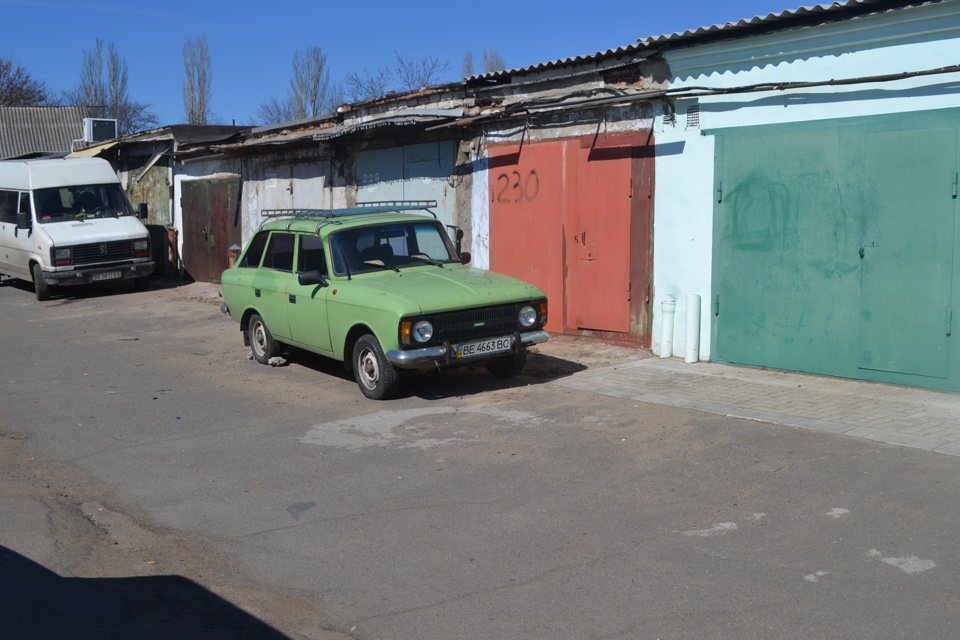 заїхав у гараж, пофоткав. 2