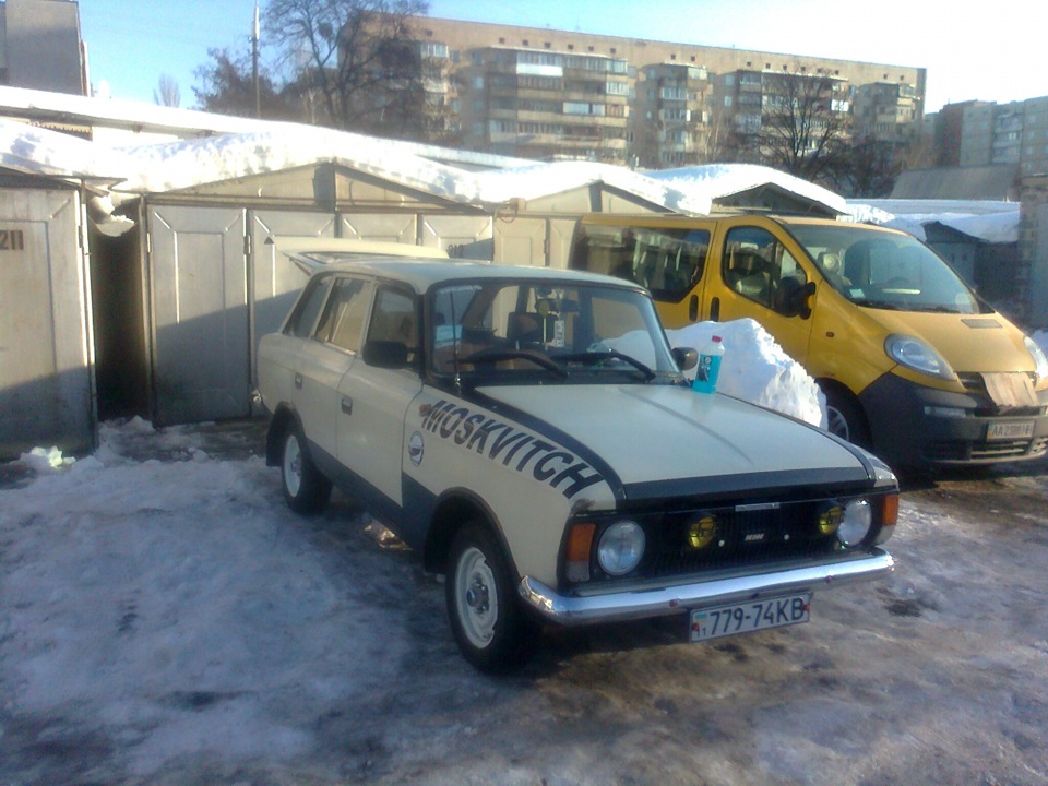 Вазовські щітко тримачі зі щітками 2