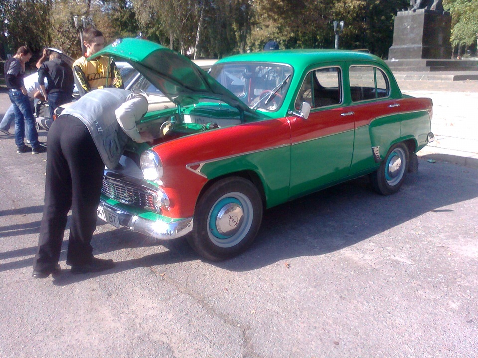 Зустріч Київського Авто Клубу Москвич 29.09.12 р. 1