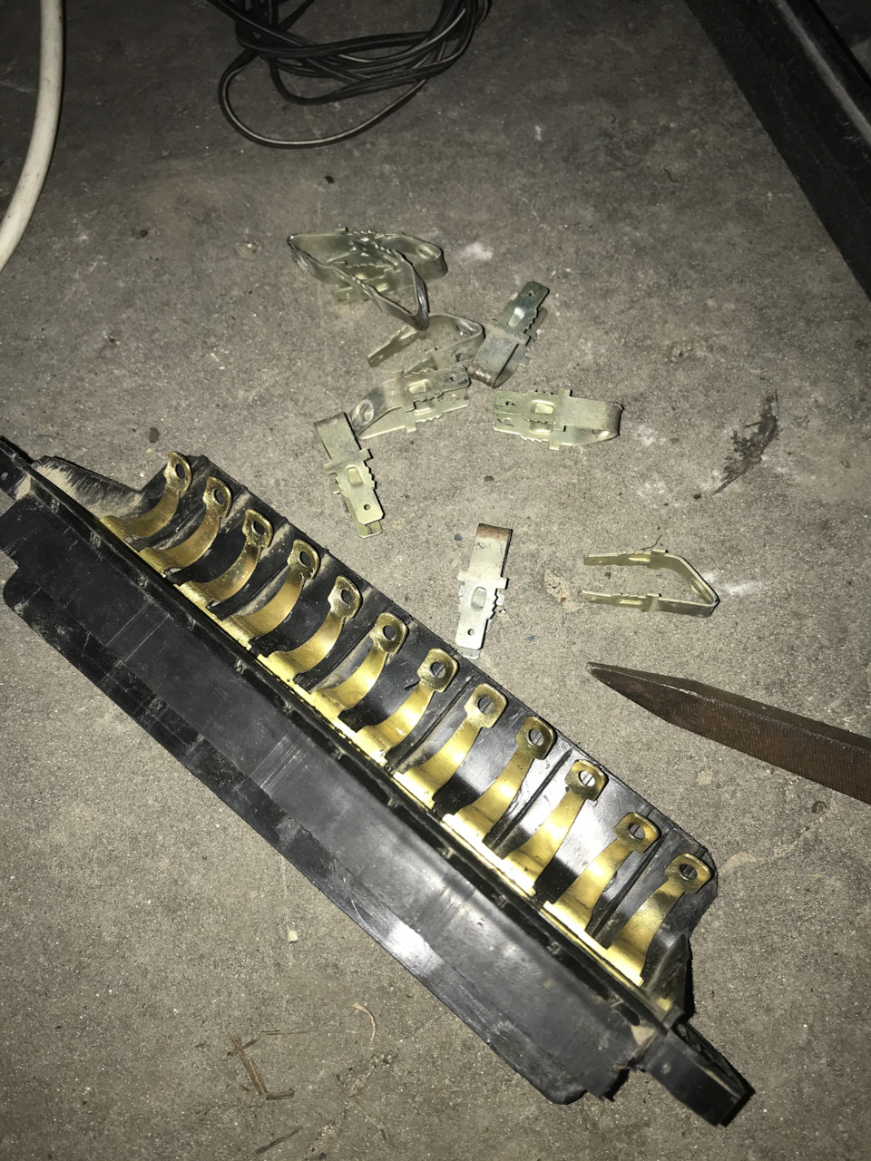 Ревізія. Блок запобіжників 4