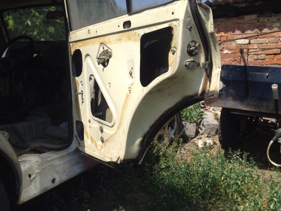 задні двері 2