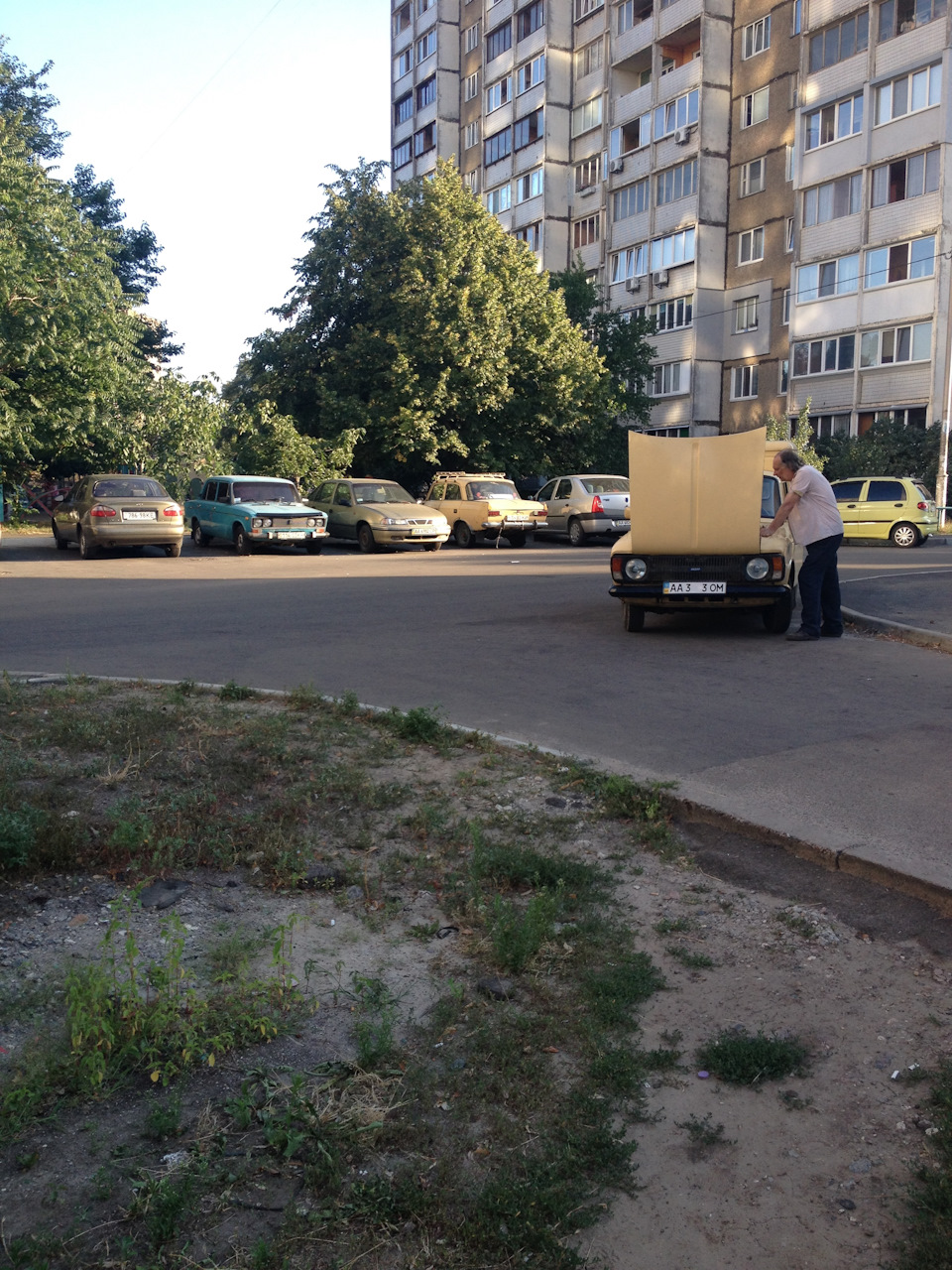 Зовсім від рук відбився 4