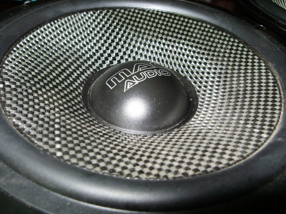 Динаміки з карбоновою вставкою MacAudio, та пищалки 2