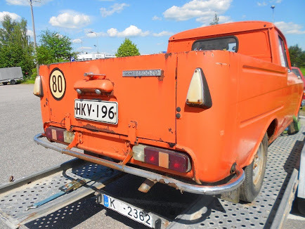 дуже рідкісні фото автомобіля ІЖ 27151 2