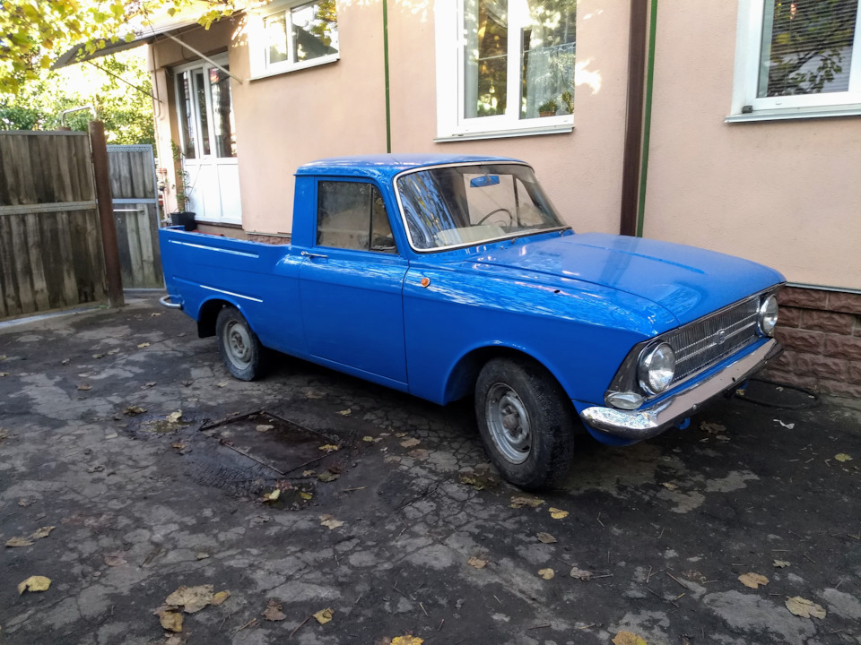 Збираємо автомобіль Іж 2715 4