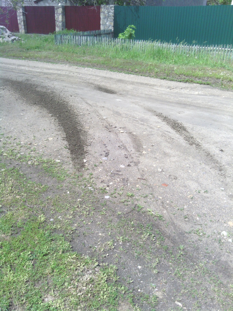 А друг мені казав що москвич не рве з місця)) 2