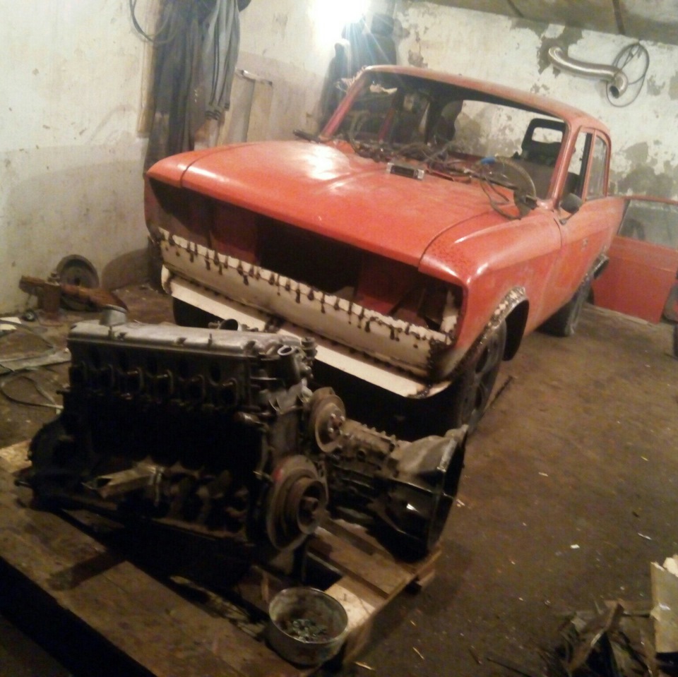 Двигун M30B25 1