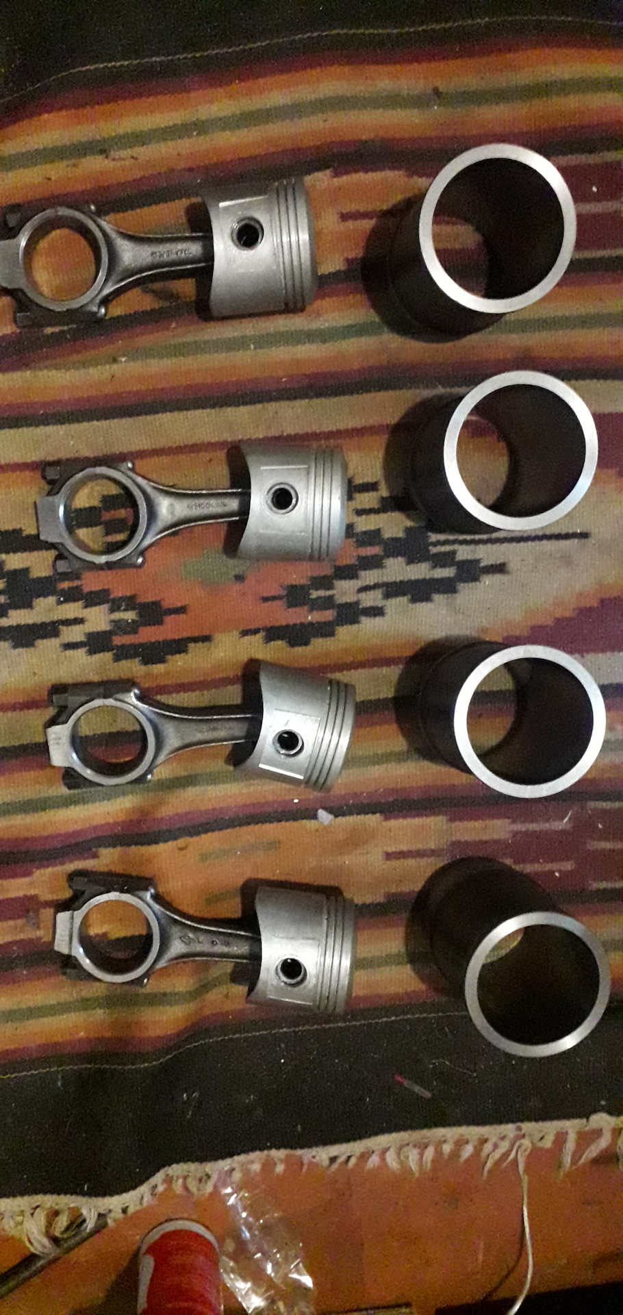 УЗАМ 1.8 Частина 1, запчастини 2