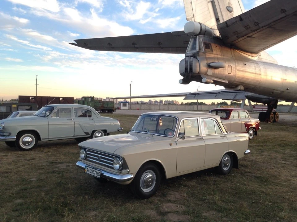 OldCarLand і ми на ньому