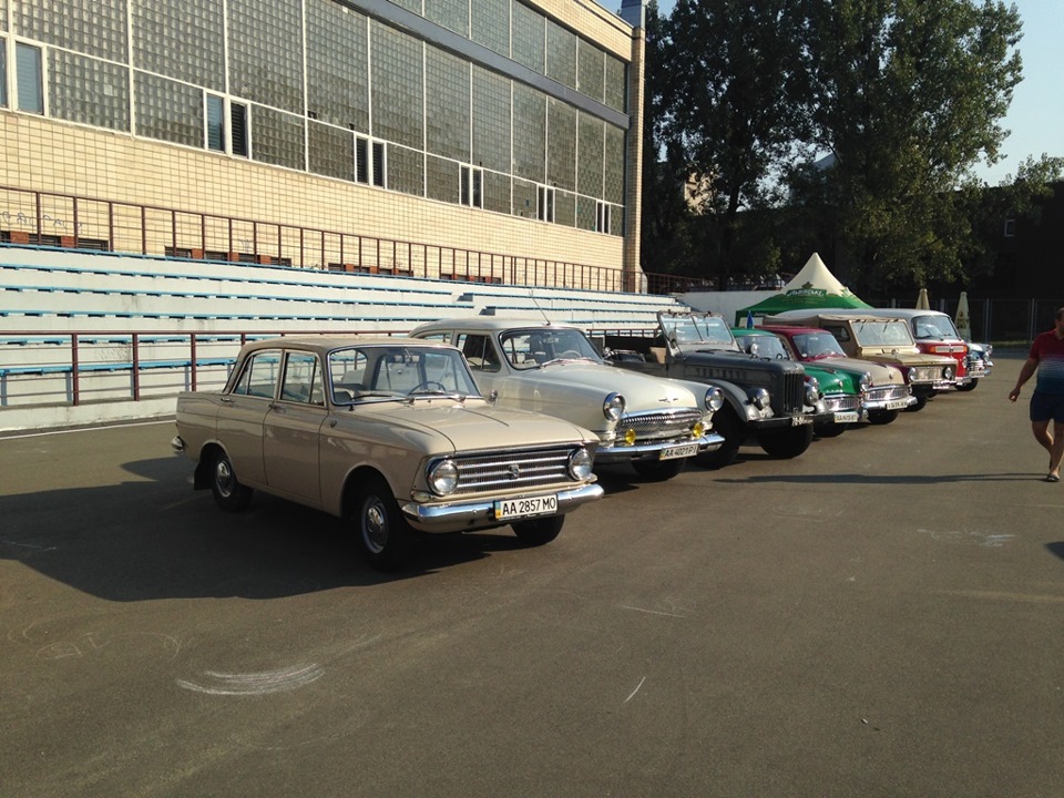 Перший день OldCarFest пройшов на славу! 1