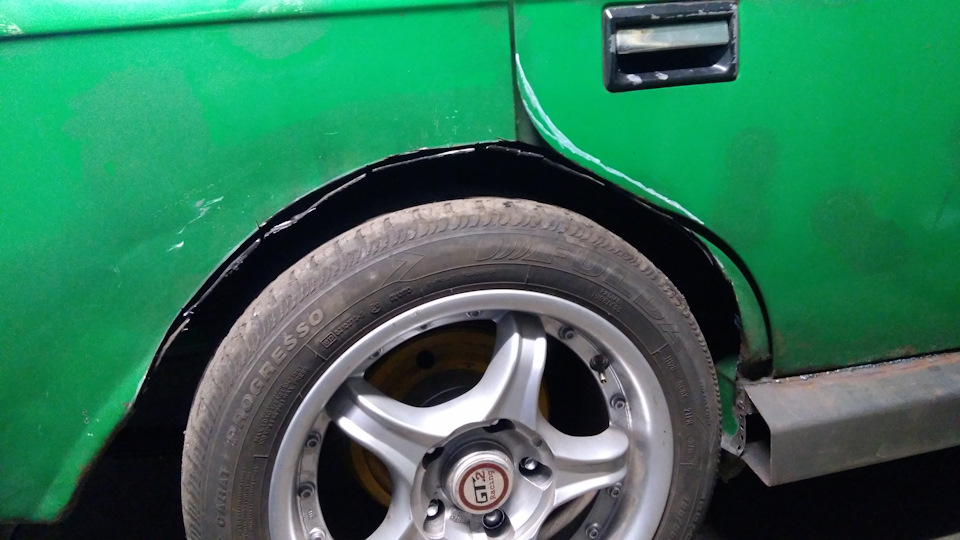 Bodykit. 1. Арки коліс (задня права) 2