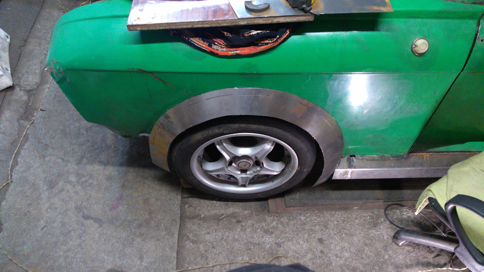 Bodykit. 3. Арки коліс (передня ліва 2) 3