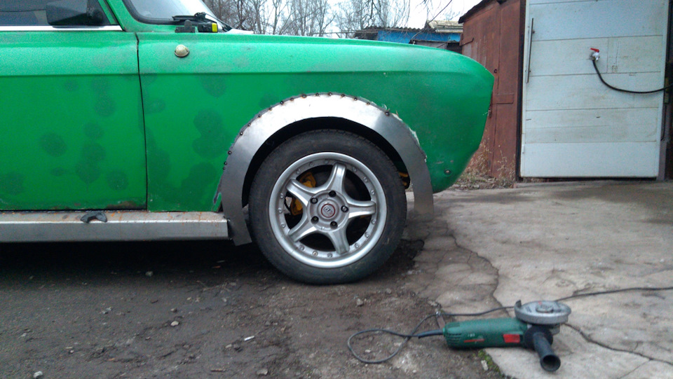 Bodykit. 4. Арки коліс (передня права) 3