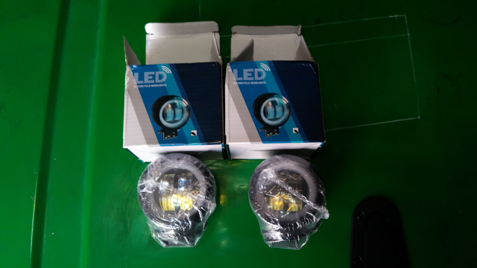 LED ПТФ з ангельськими очима 1