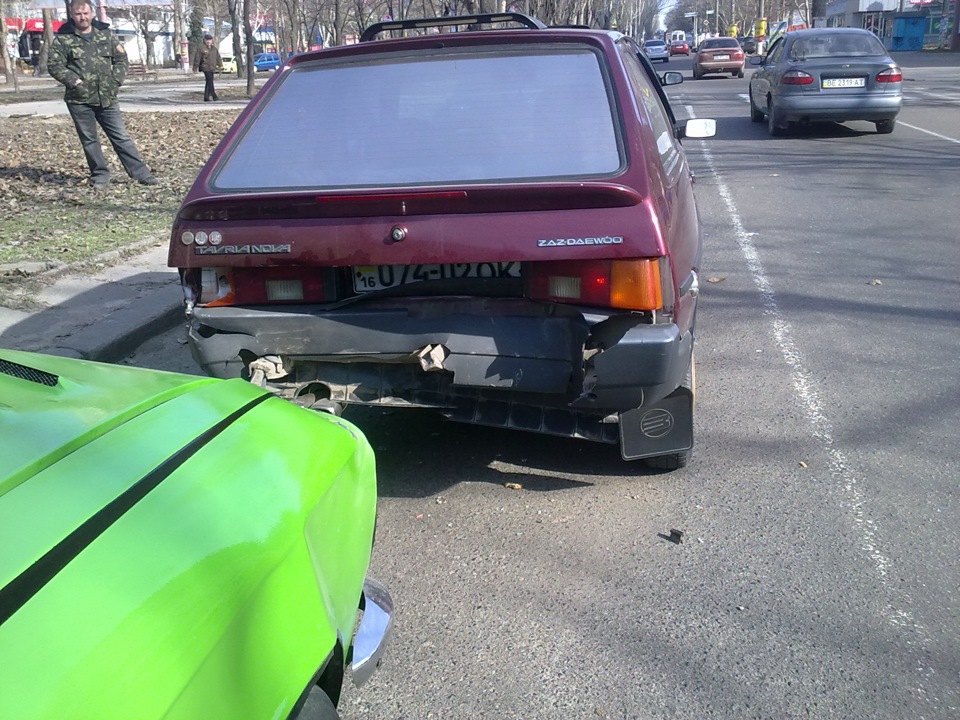 Потрапив в аварію... 2