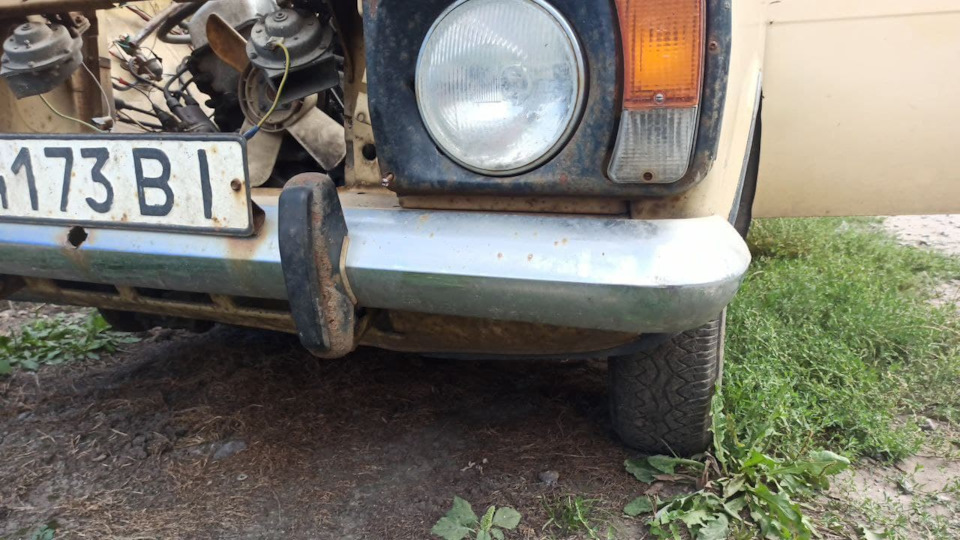 Джерело вібрації 5