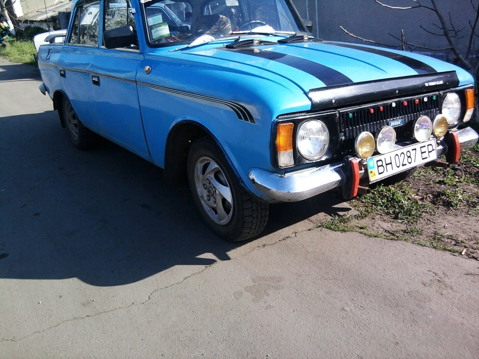 трохи москвичів(2)