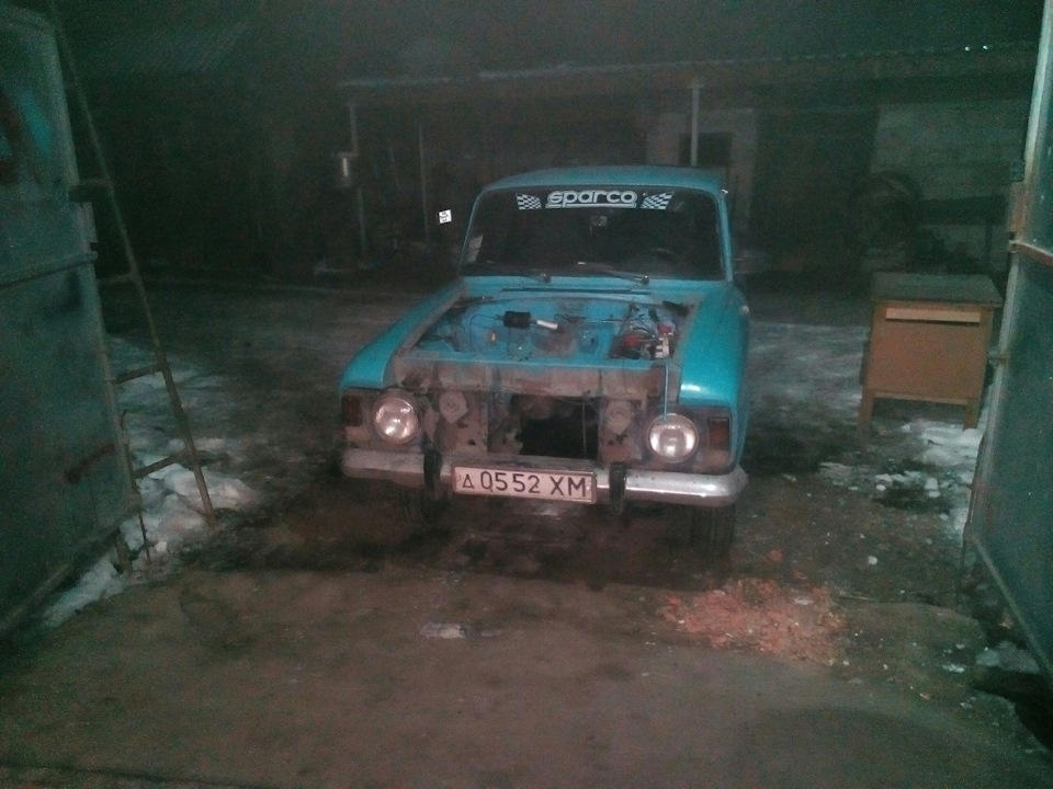 Дістали двигун 5