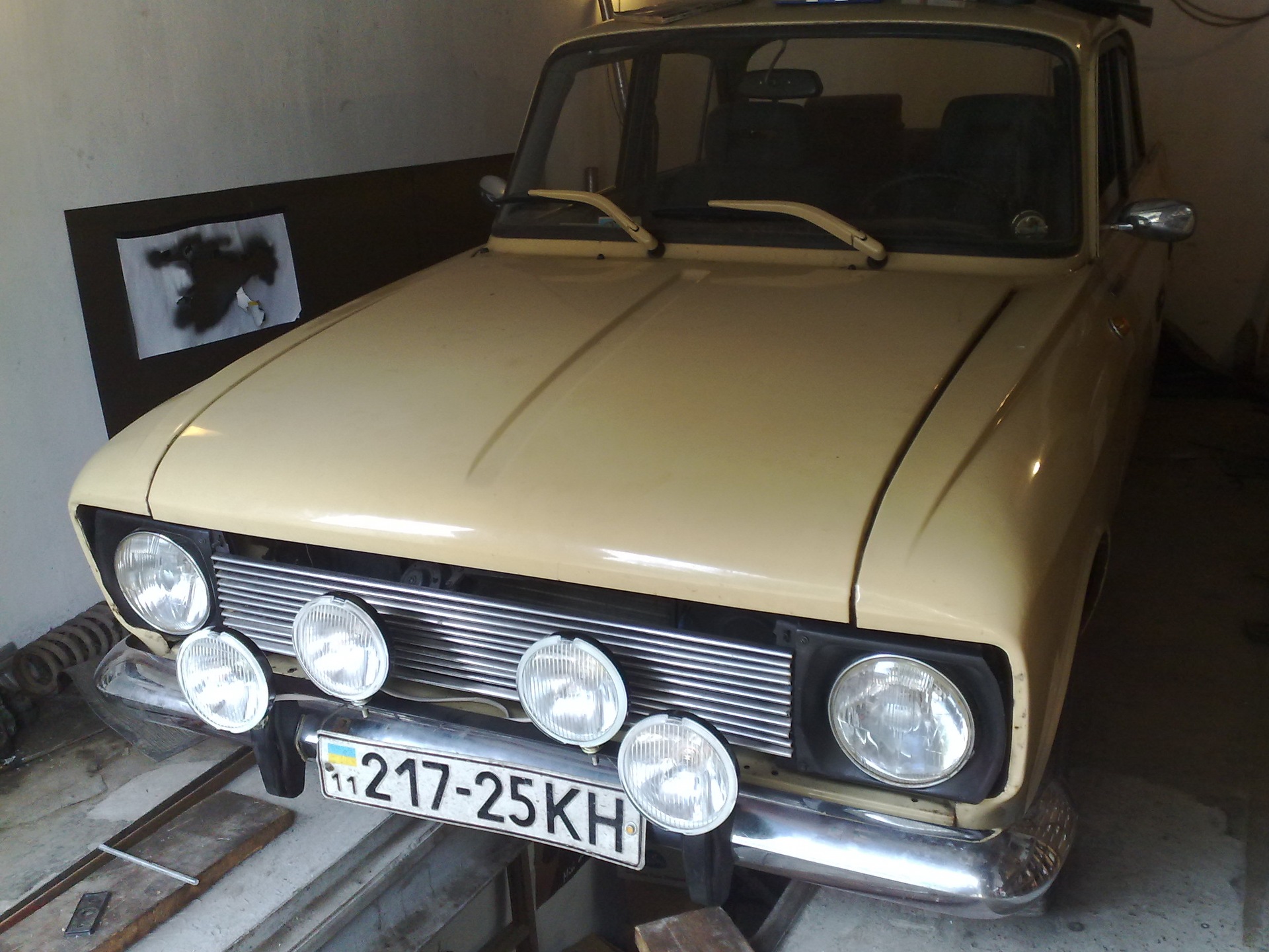 Люстра, невелика, зовнішнього застосування 2