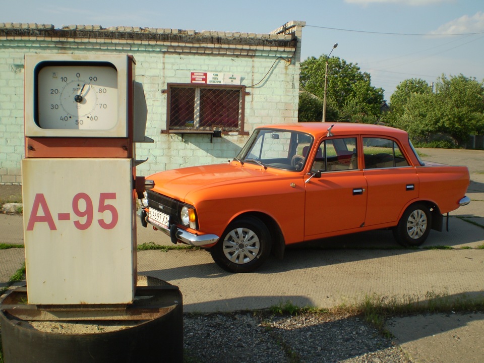 Фотосет на ретро заправці 5