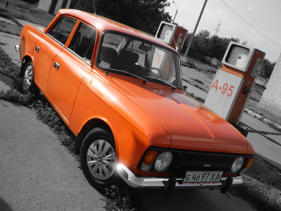 Фотосет на ретро заправці 1