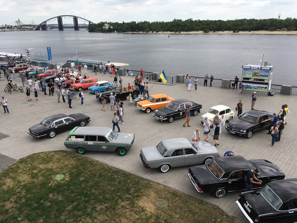 Ретро парад 3