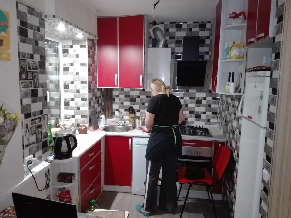 Все стоїмо... 2
