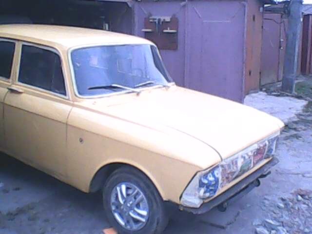 Фарбування машини валиком 1