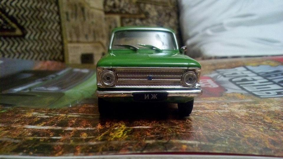 ІЖ-412 1:43 3