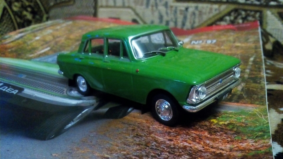ІЖ-412 1:43 1