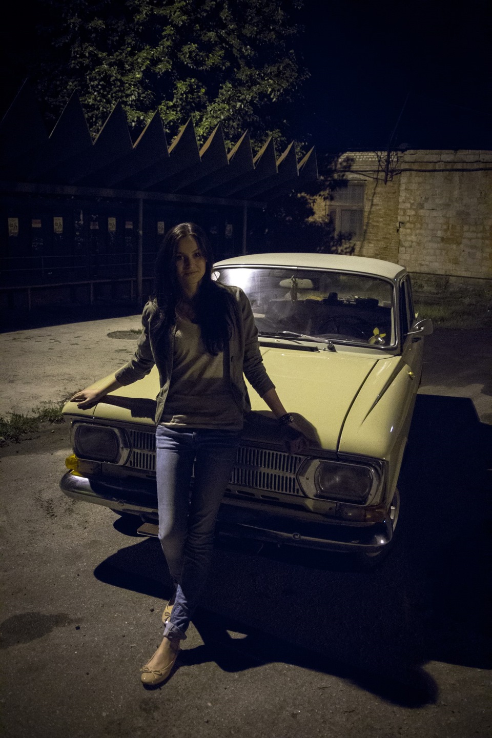 Ніч, вулиця, ліхтар, Москвич ... 3