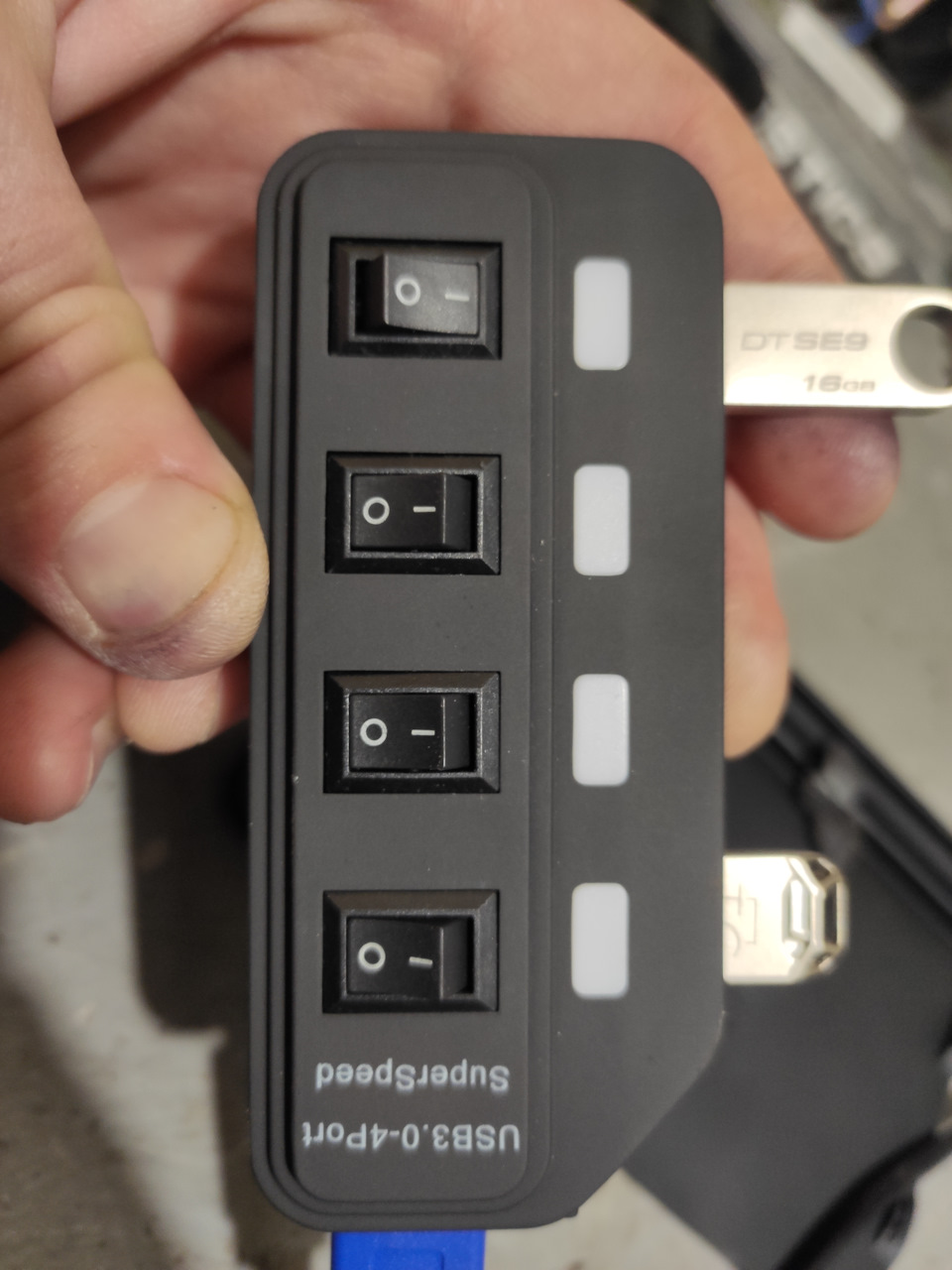 USB hub 2