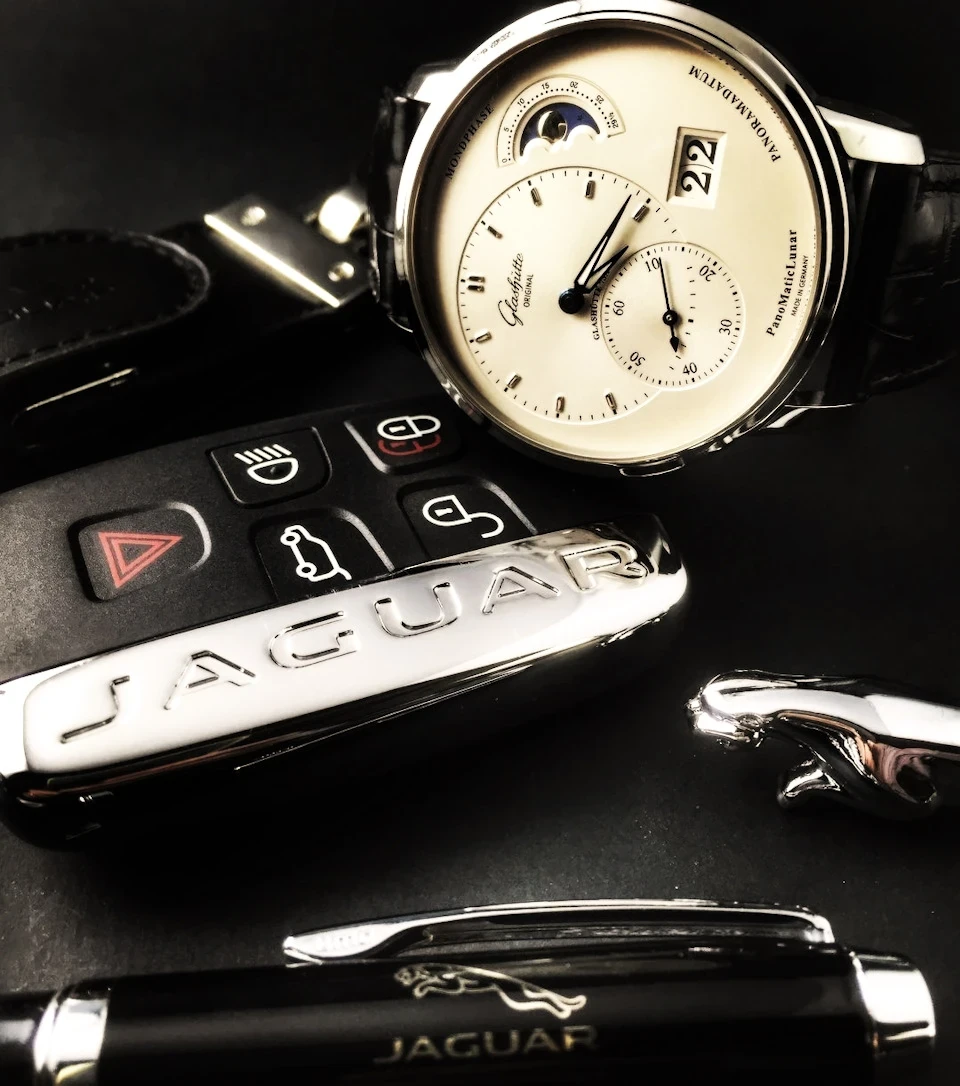 Glashutte Original & Jaguar 😍